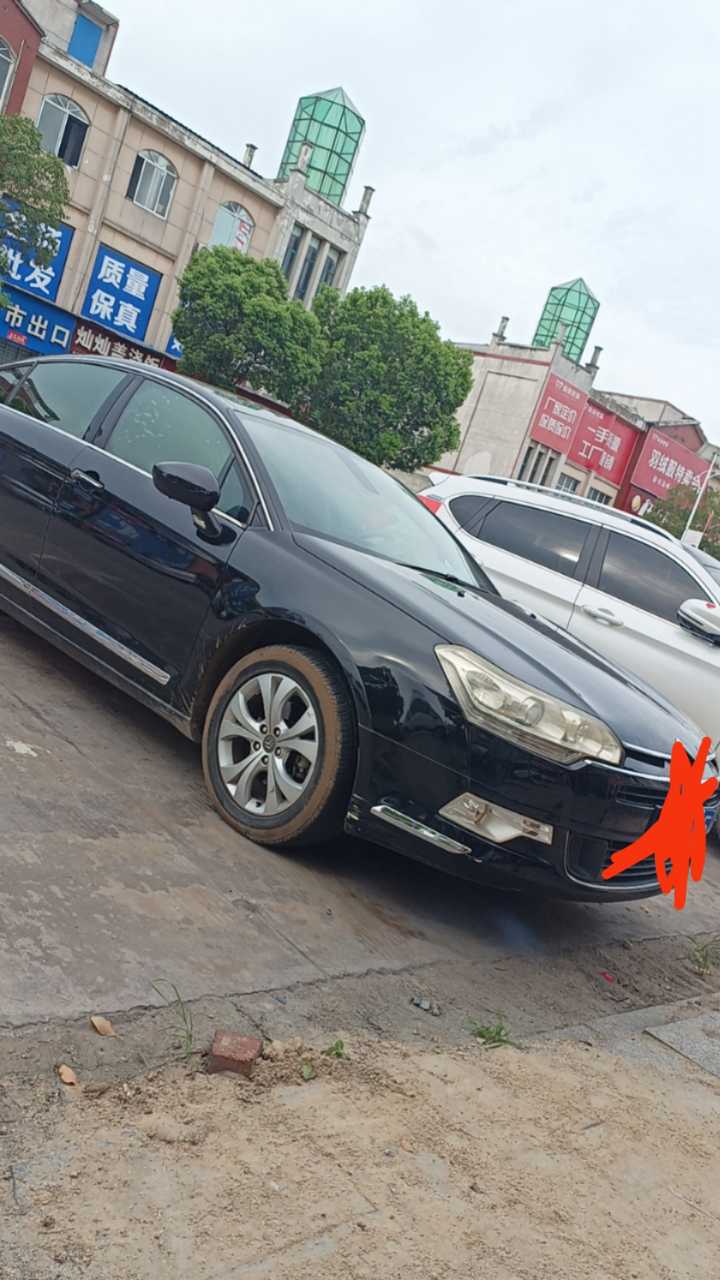 北河回盘龙城小型轿车