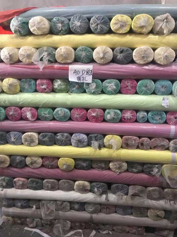 高价回收处理清仓布料 服装 棉衣 羽绒国标50:80:90 羽绒：非标80:90:羽绒