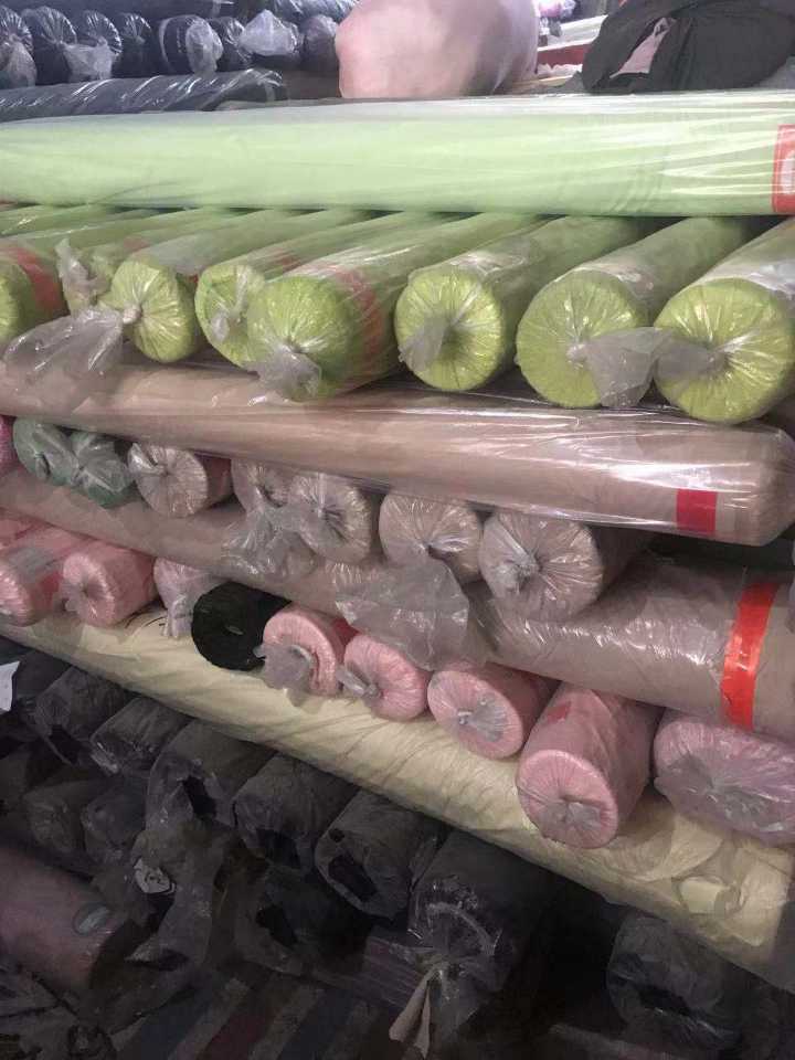 高价回收处理布料国标羽绒50：80：90：非标80:90:回收服装