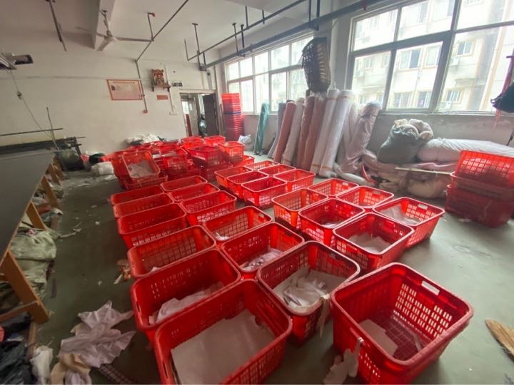 招聘：整件车工 可临工-日结 400工资 裁片外发