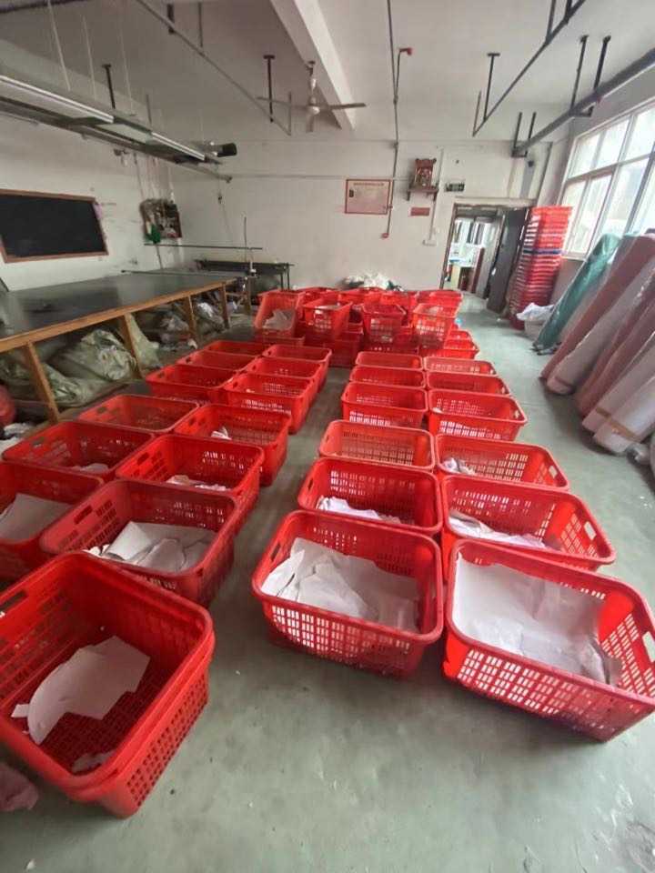 招工：做成件车工10名 (自产自销，有红包提成，可临工)