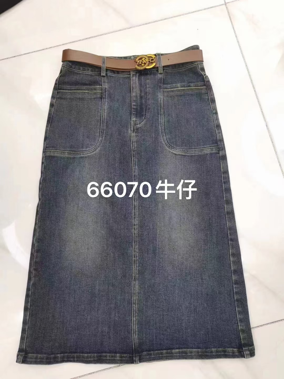 金太阳裙裤招:整件车位 包流组2组 小样师傅 货源充足 红包等你拿！