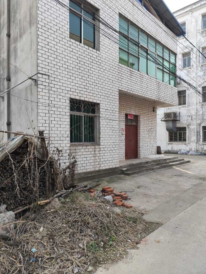 房屋🏠出租，裕华周边村落，家具配套齐全