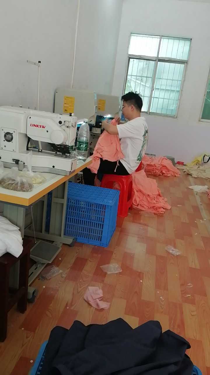 加工：承接钉扣锁眼 四合扣 歪把扣 气眼