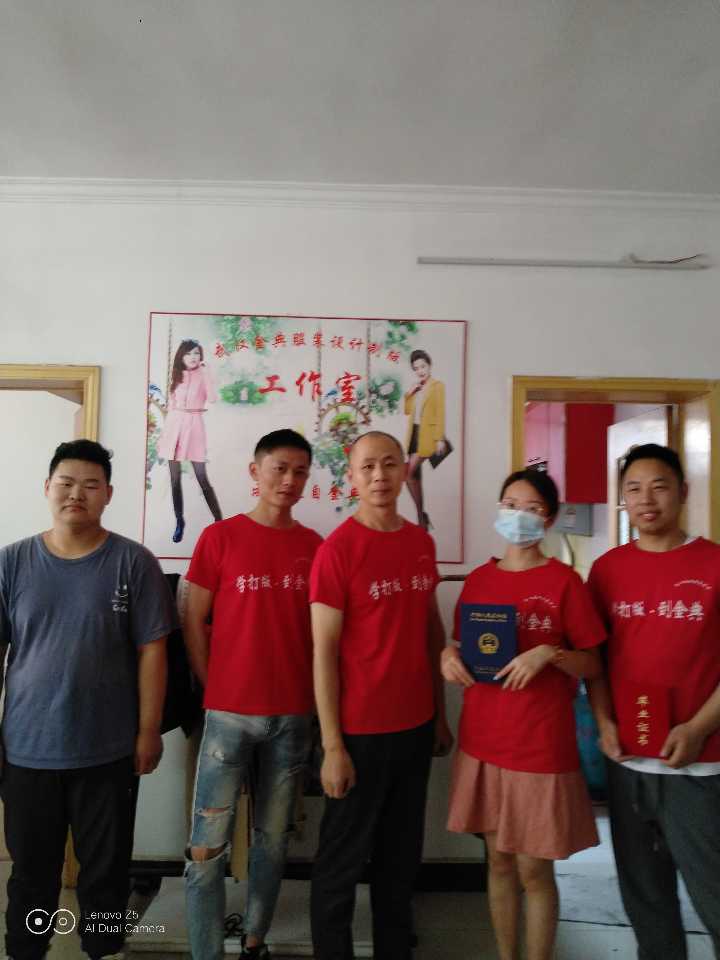 武汉金典服装打版设计培训，实操教学1对1，包教会