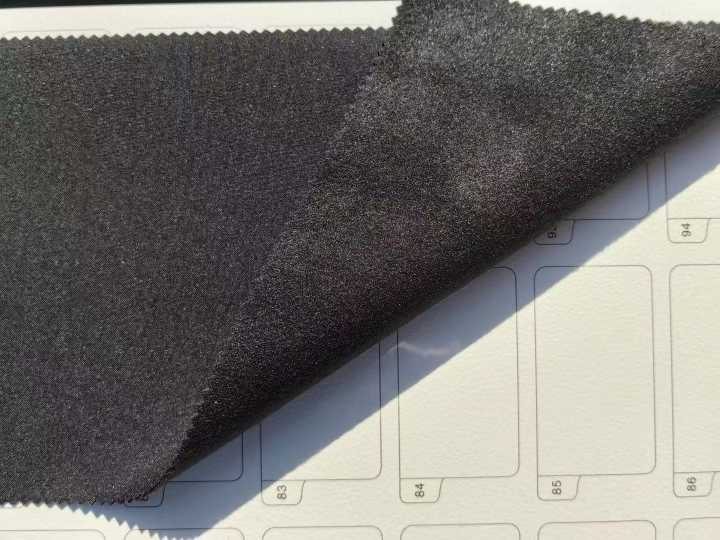 源头厂家直供：Q8809#三合一牛奶丝抓毛240G/夹克，冲锋衣148CM